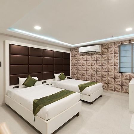 Treebo Trend Glorious Rim Rocks Palace Kolkata Exterior photo