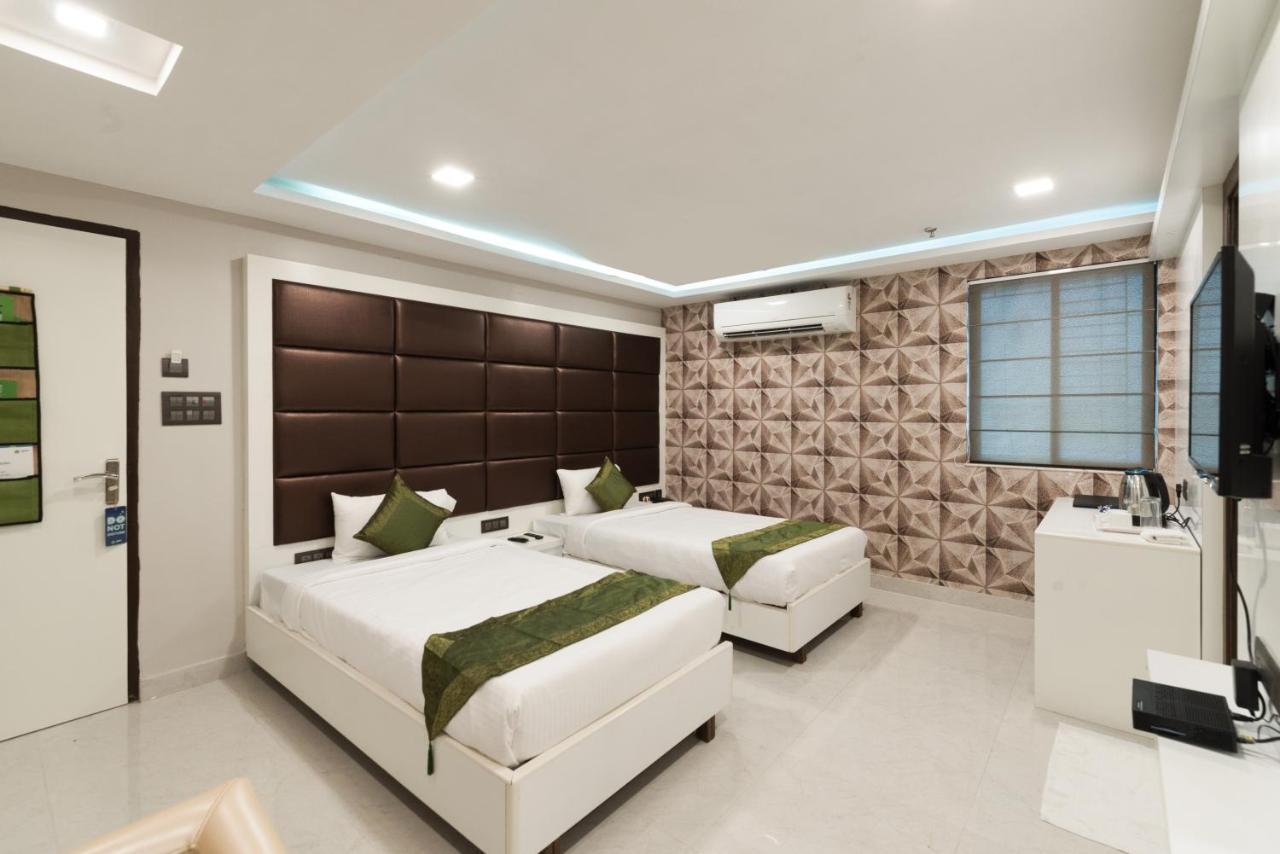 Treebo Trend Glorious Rim Rocks Palace Kolkata Exterior photo